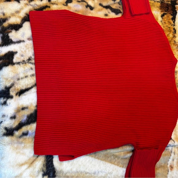 Loft  Women’s L Red Burgundy Sweater Lightweight Ribbed Preppy Hi Low Waist Line - Picture 10 of 10